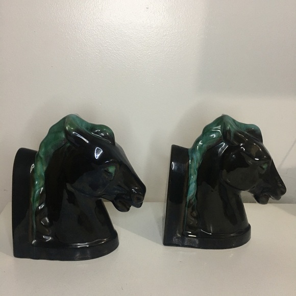 Blue Mountain Pottery Bookends - Picture 2 of 9